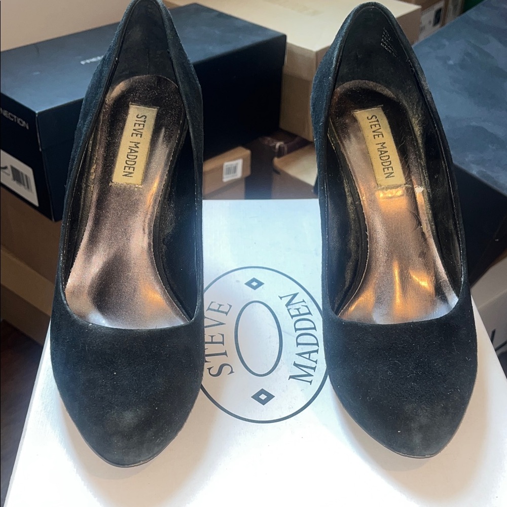 Steve Madden Black Suede Heels